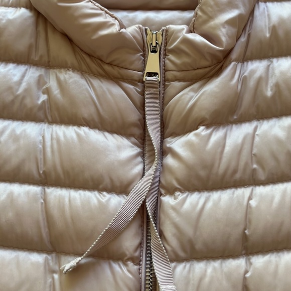 Authentic Moncler pink down jacket - Picture 5 of 6